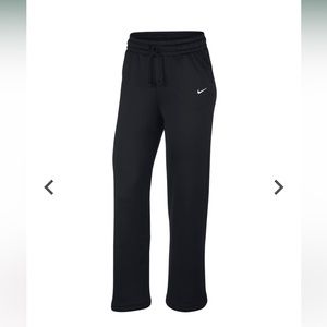 NWOT Nike Women's Therma All Time Classic Pants Small